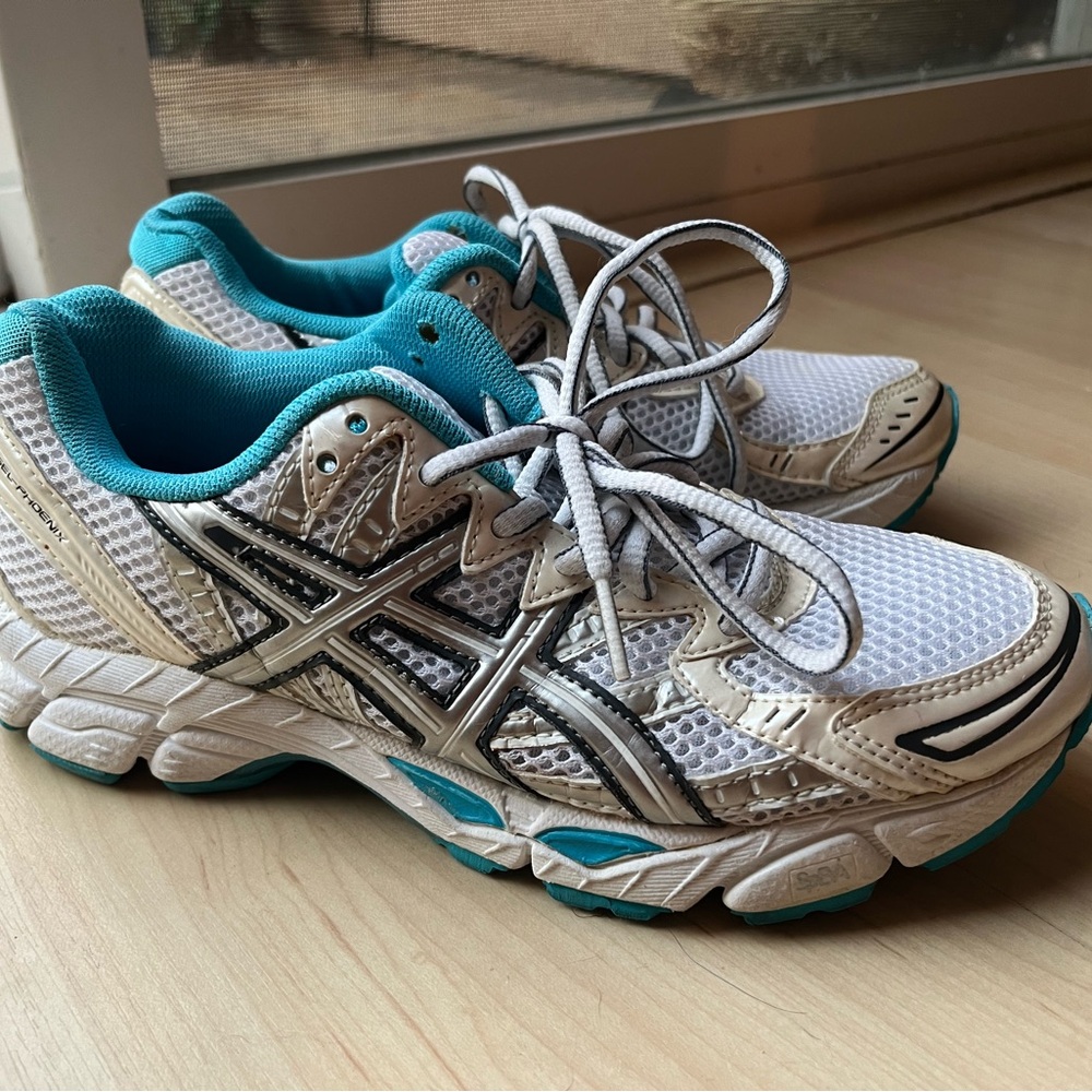 Asics Gel Phoenix Sneakers, Woman’s 6.5
